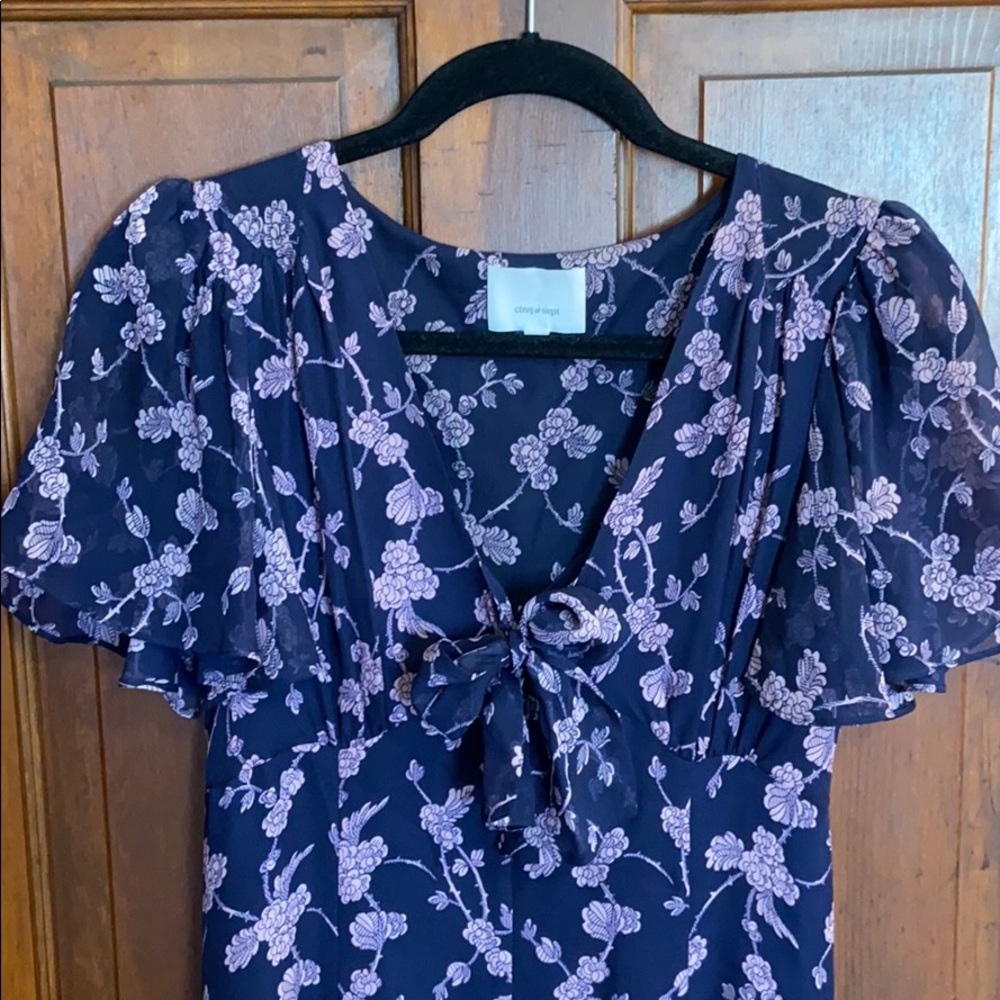 Silk designer dress! - Picture 5 of 8